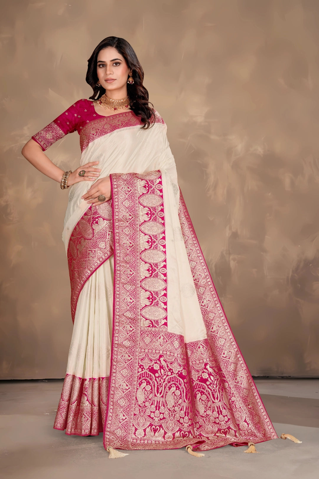 Offe White Classic Banarasi Satin Silk Saree